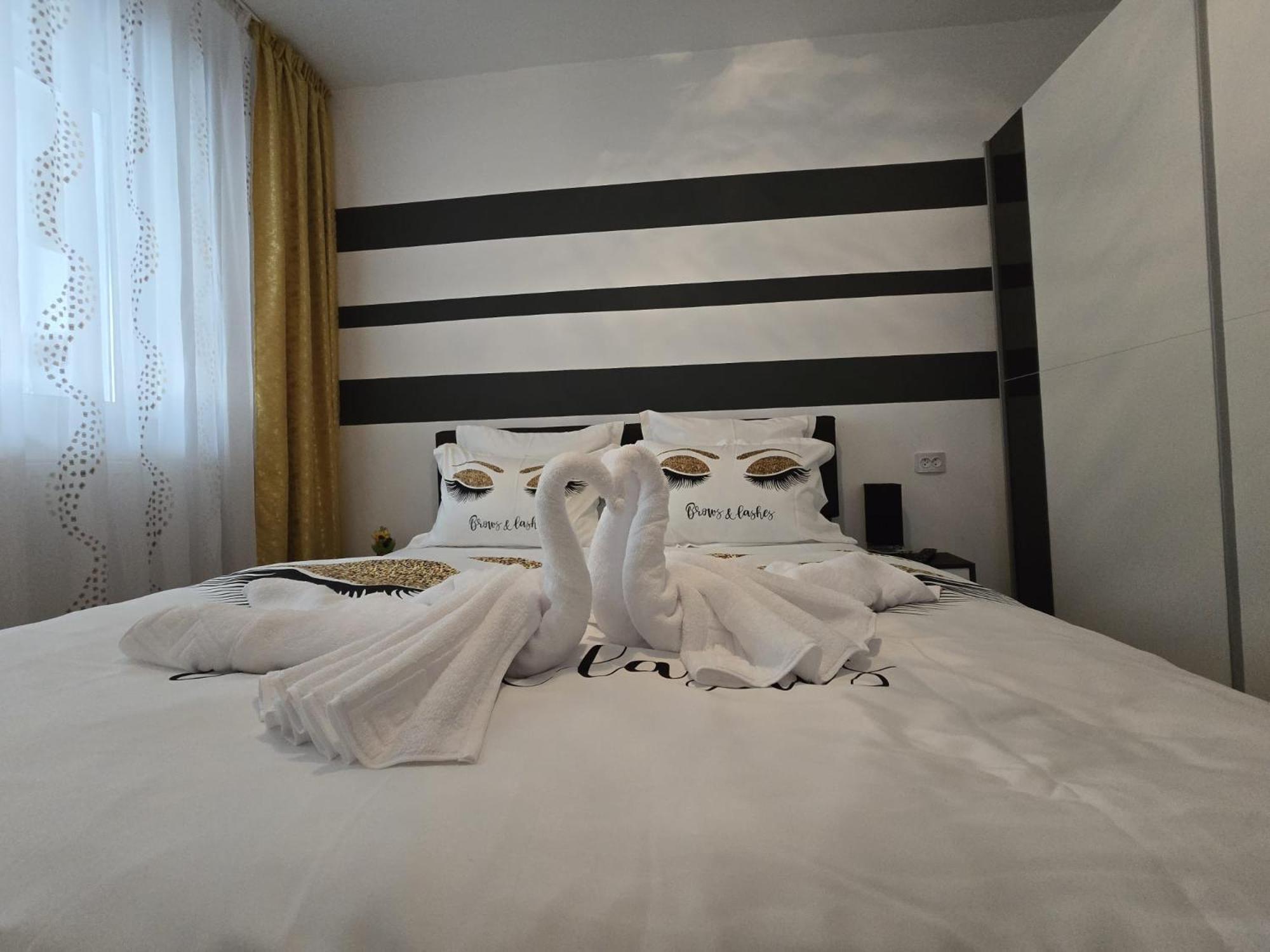Apartament Sofy2 Băile Herculane Exterior foto